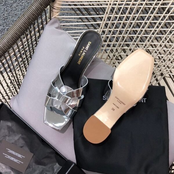 TRIBUTE HEELED MULES IN CROCODILE-EMBOSSED SHINY LEATHER