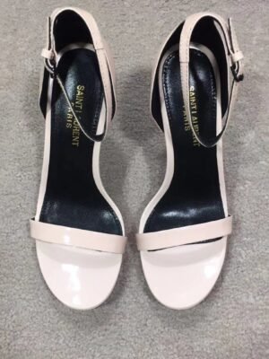 CASSANDRA FLAT SANDALS IN SMOOTH LEATHER