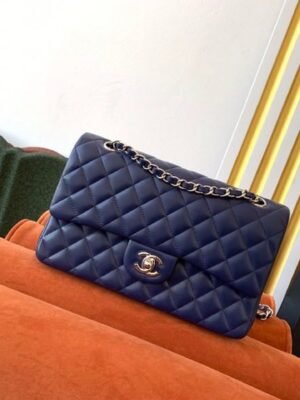 Chanel Classic Handbag Navy Blue For Women, Women’s Bags, Shoulder And Crossbody Bags 10.2in/26cm A01112