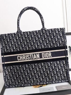 BOOK TOTE