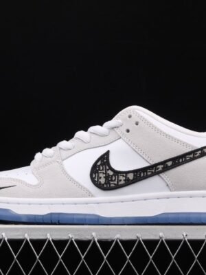 Dior ✖ Nike SB Dunk Low
