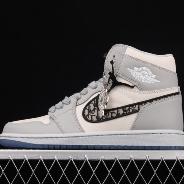 Dior ✖ Air Jordan 1 High