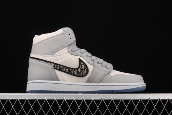 Dior ✖ Air Jordan 1 High