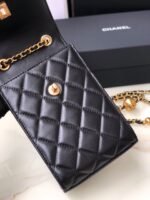 CHANEL CLUTCH