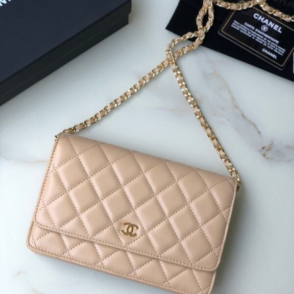 CHANEL WOC