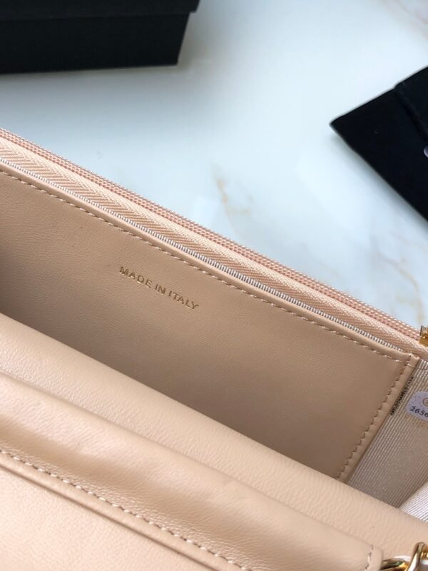 CHANEL WOC
