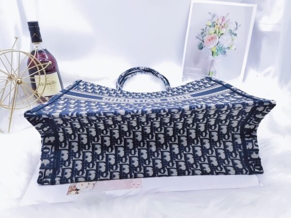 Dior Book Tote – Large