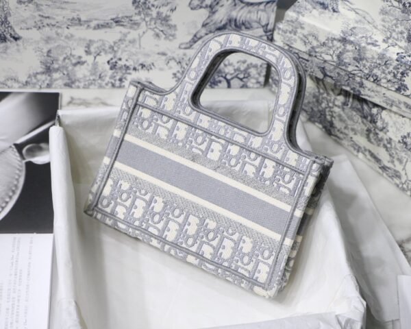 DIOR BOOK TOTE