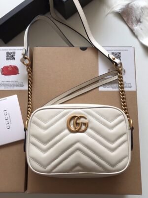 GG Marmont matelassé mini bag-18 CM