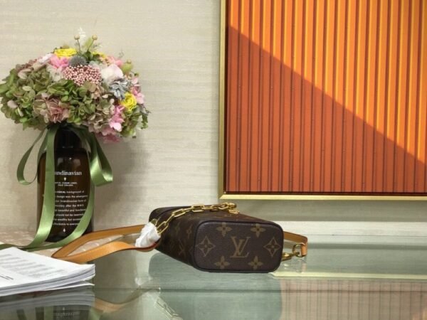 Louis Vuitton Phone Box