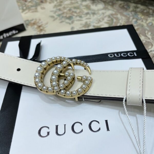 Gucci Pearl Double G