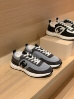 CHANEL SNEAKER