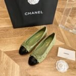 CHANEL SNEAKER