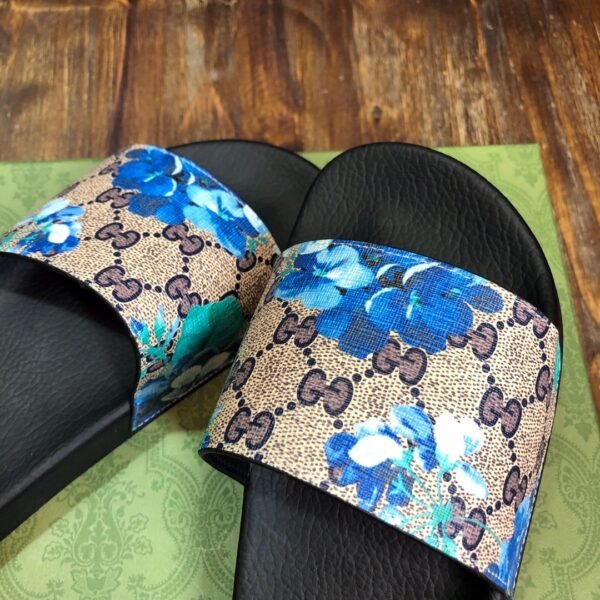 GUCCI SLIPPERS 5