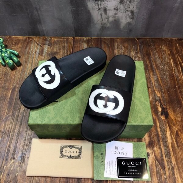 GUCCI SLIPPERS 12