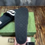 GUCCI SLIPPERS 12