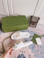GUCCI SLIPPERS 19