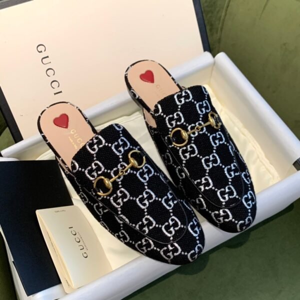 GUCCI FLATS10
