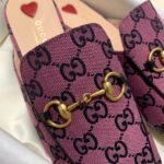 GUCCI FLATS 16