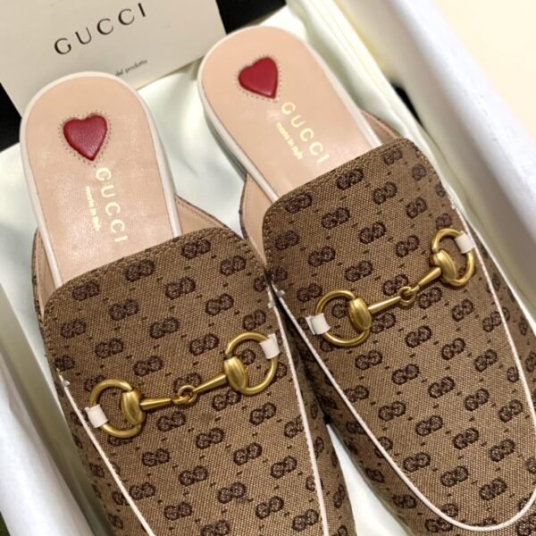 GUCCI FLATS 20
