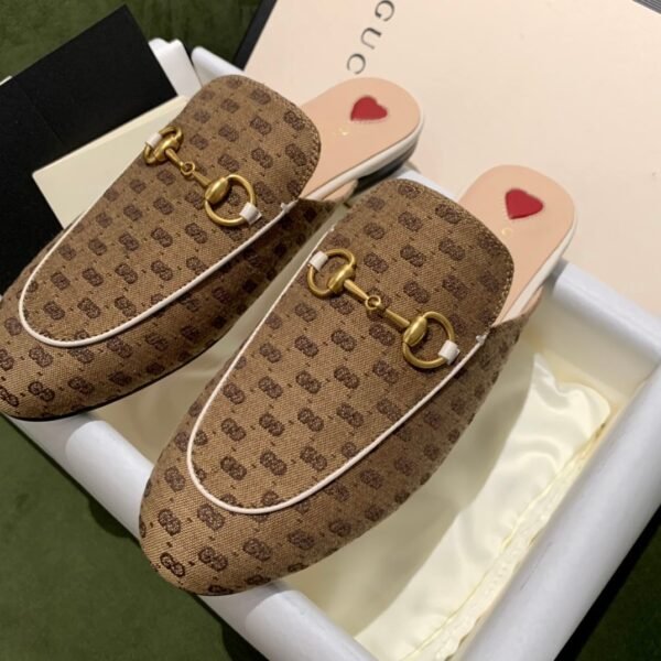 GUCCI FLATS 20