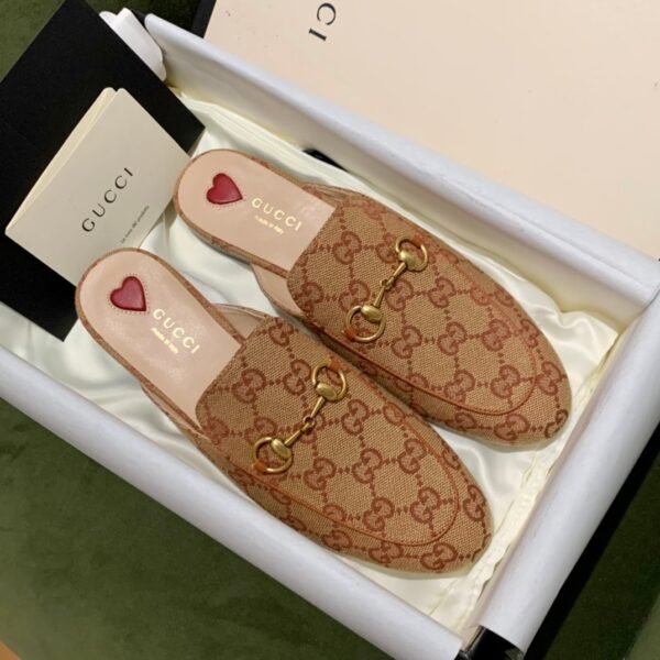 GUCCI FLATS 21