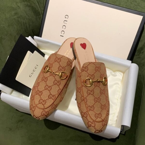 GUCCI FLATS 21