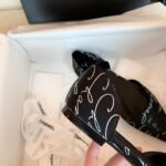 CHANEL FLATS 16