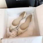 CHANEL FLATS 17