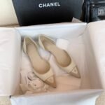 CHANEL FLATS 17