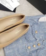 CHANEL FLATS 25