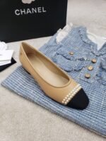 CHANEL FLATS 25