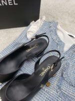 CHANEL FLATS 29