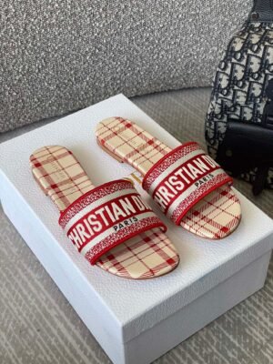 DIOR SLIPPERS 3
