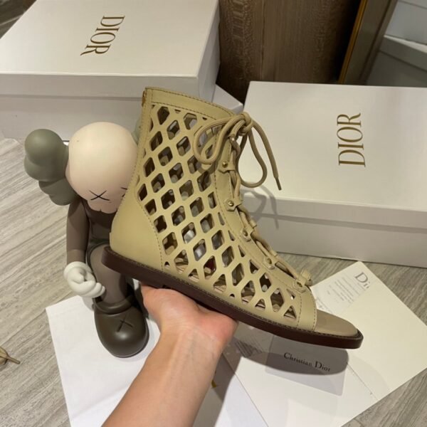 DIOR BOOTS 2