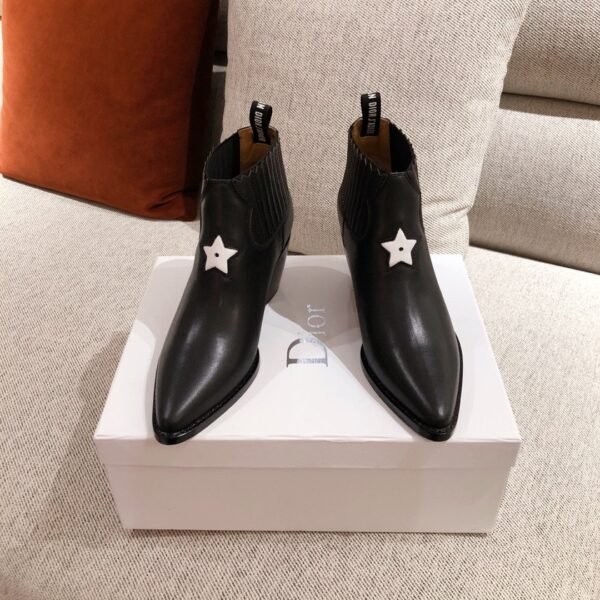 DIOR BOOTS 17