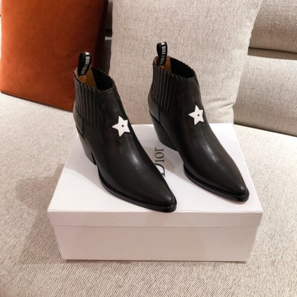 DIOR BOOTS 17