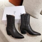 DIOR BOOTS 24