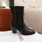 DIOR BOOTS 33