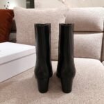 DIOR BOOTS 33
