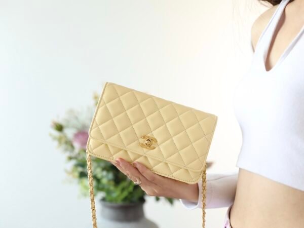 Chanel WOC
