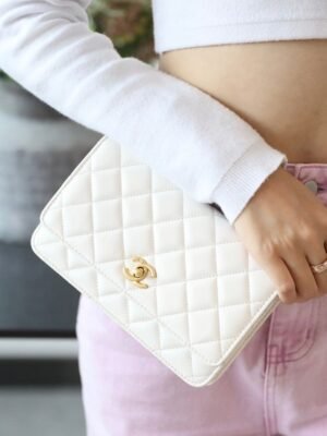 Chanel WOC