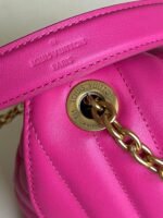 LV NEW WAVE CHAIN BAG