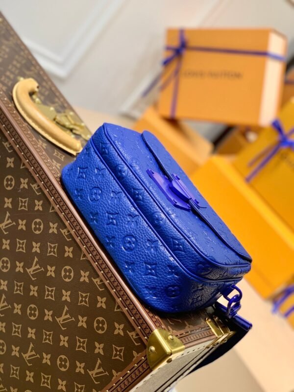 S LOCK SLING BAG