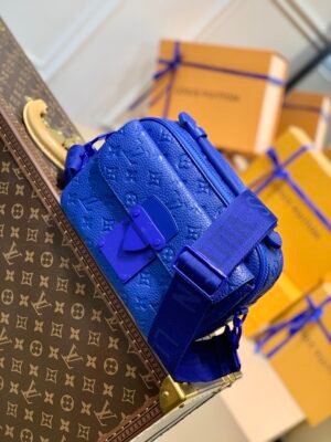 S LOCK SLING BAG