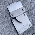 S LOCK SLING BAG