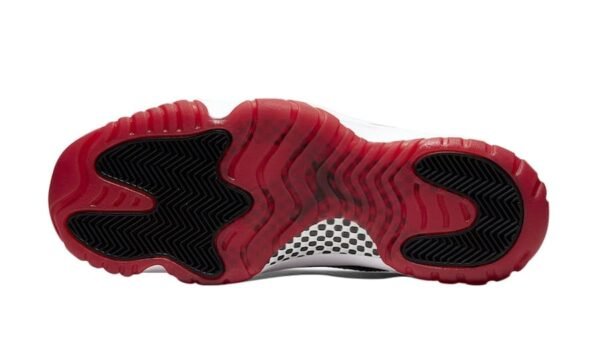 Jordan 11 Retro Playoffs Bred(2019)