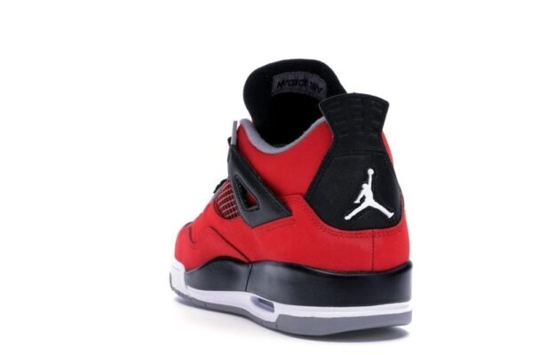 Jordan 4 Retro Toro Bravo