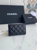 Chanel Classic Leather Wallet In Black