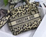 Christian Dior Medium Lady D-Lite Bag Black Gold, For Women, Women’s Handbags 24cm/9.5in CD M0565ORHM_M918